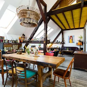 Albergue Nest, Budapeste